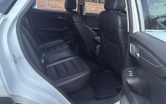 MG-HS EXCITE PHEV AUTO-PCO car hire