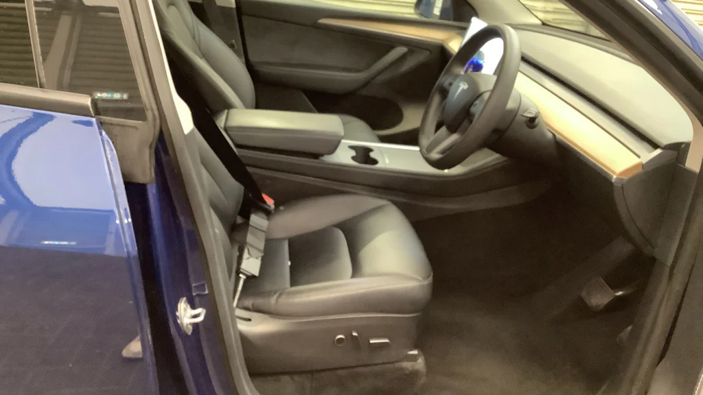 Tesla Model Y images-V1 (4)
