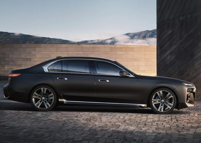 BMW i7 eDrive50 Excellence (G70)-rent to buy-V1 (2)