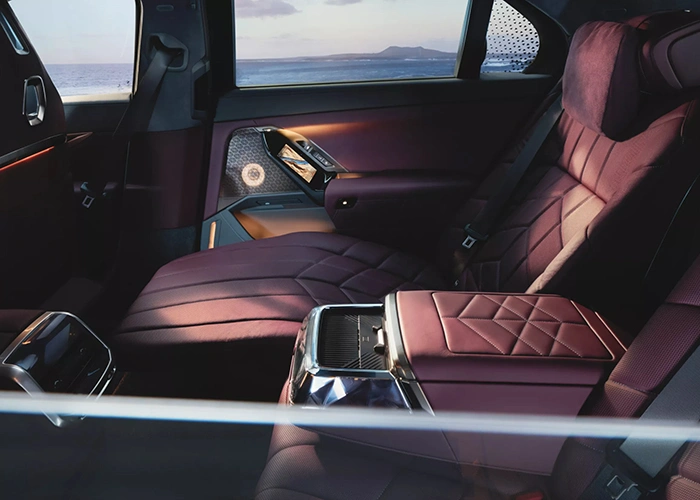 BMW i7 eDrive50 Excellence (G70)-rent to buy-V1 (7)
