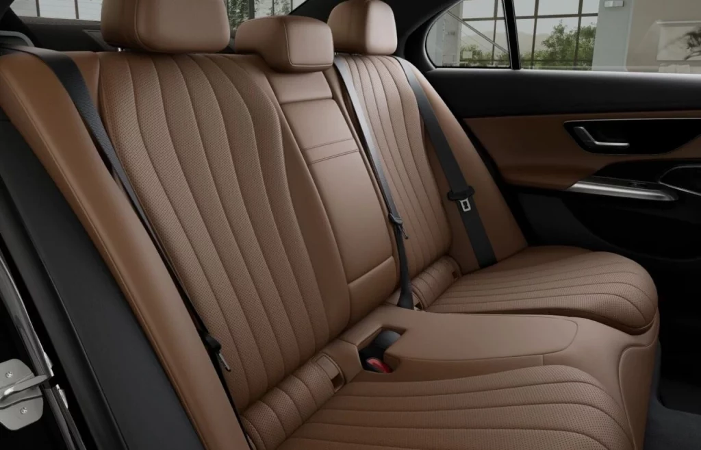 Mercedes-Benz E300de AMG Line Premium Plus-rent to buy