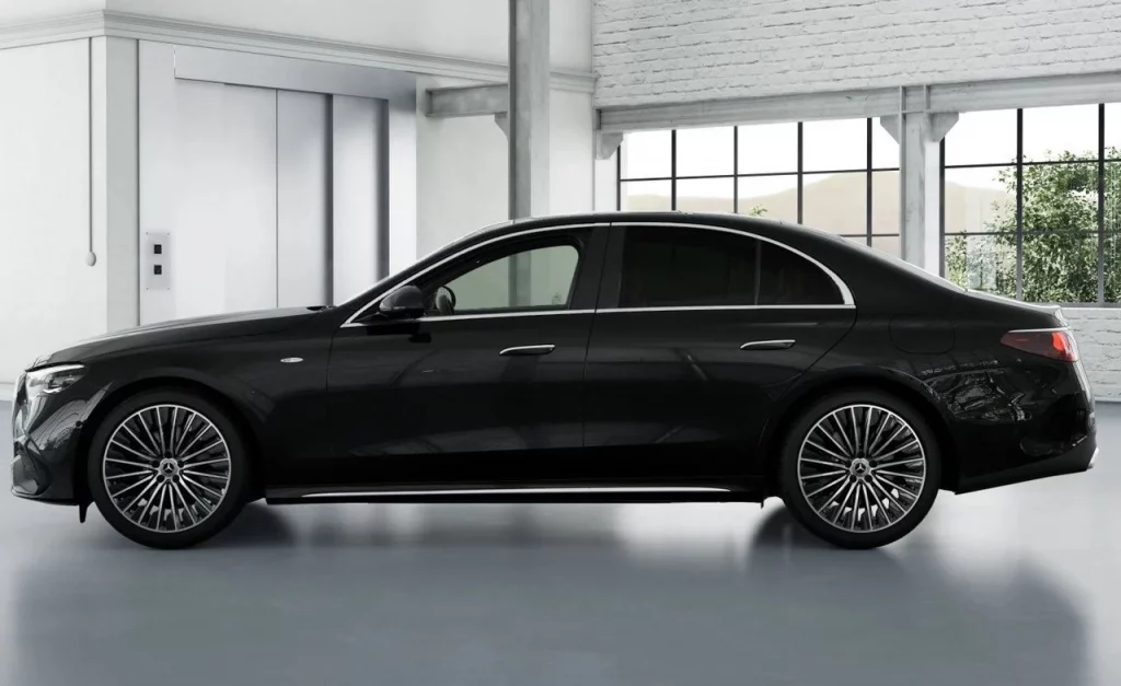 Mercedes-Benz E300de AMG Line Premium Plus-rent to buy