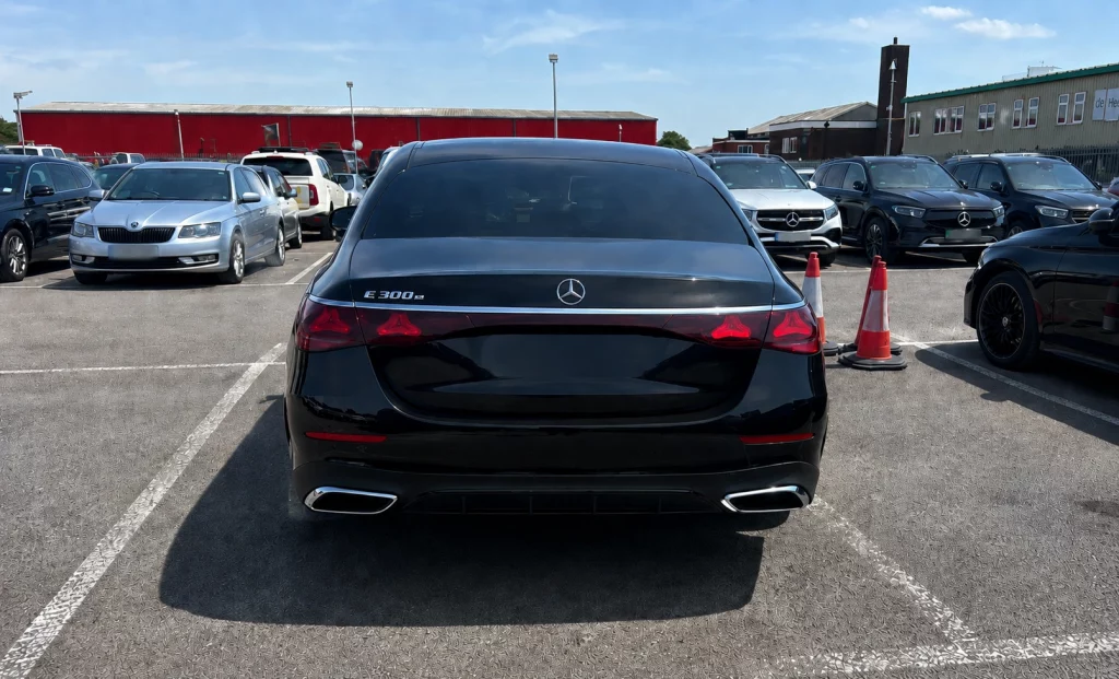 Mercedes Benz E300e-rent to buy